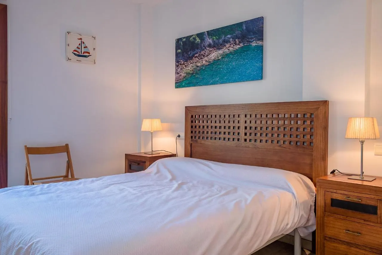 Bn-3 Calella De Palafrugell 6 Pax Apartment
