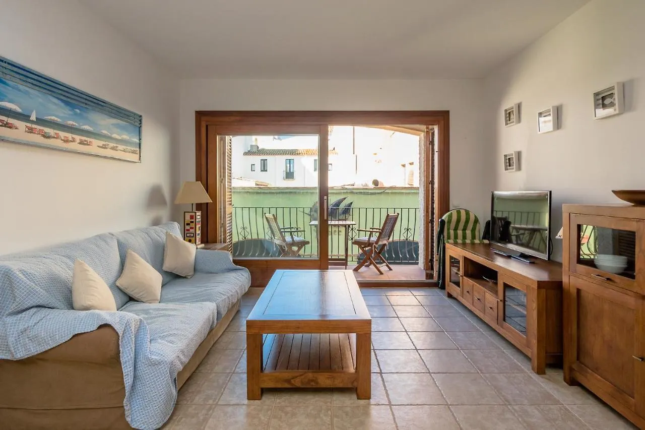 Bn-3 Calella De Palafrugell 6 Pax Apartment